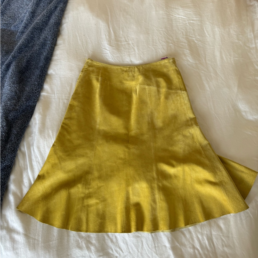 Vintage danier leather suede skirt yellow size 4